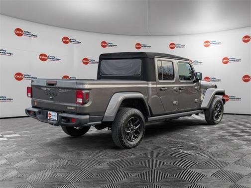 2023 Jeep Gladiator Sport