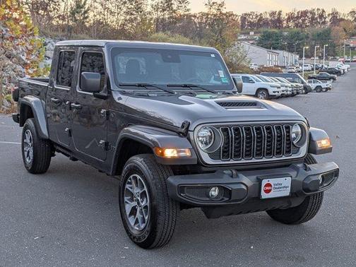 2025 Jeep Gladiator Sport