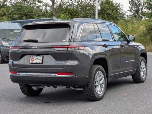 2025 Jeep Grand Cherokee Laredo X