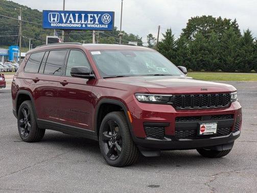2025 Jeep Grand Cherokee L Laredo