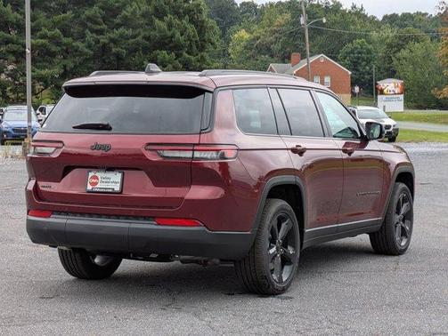2025 Jeep Grand Cherokee L Laredo