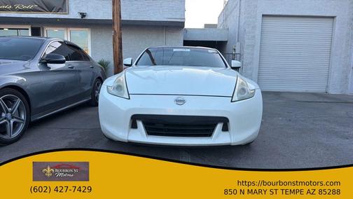 Pearl White 2012 Nissan 370Z Touring