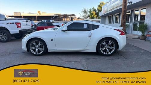 Pearl White 2012 Nissan 370Z Touring