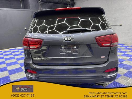 Platinum Graphite 2019 Kia Sorento LX