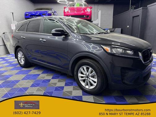 Platinum Graphite 2019 Kia Sorento LX
