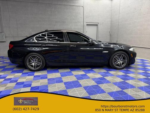 2013 BMW 528 528i Sedan 4D