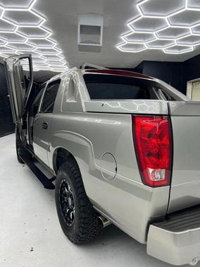 2003 Cadillac Escalade EXT Base