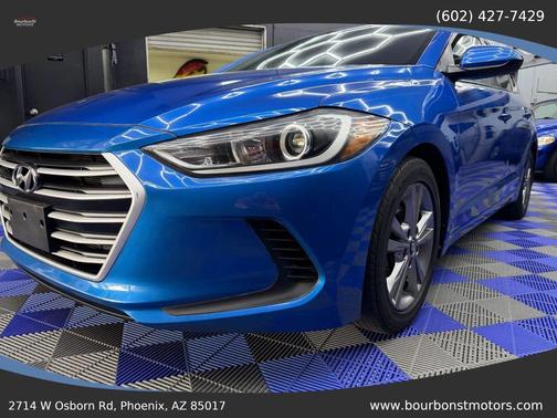 2017 Hyundai ELANTRA SE