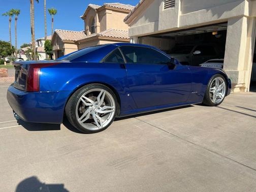 2006 Cadillac XLR Base