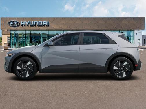 2025 Hyundai IONIQ 5 SE
