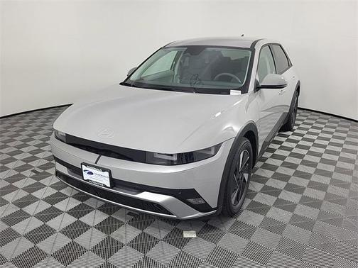 2025 Hyundai IONIQ 5 SE