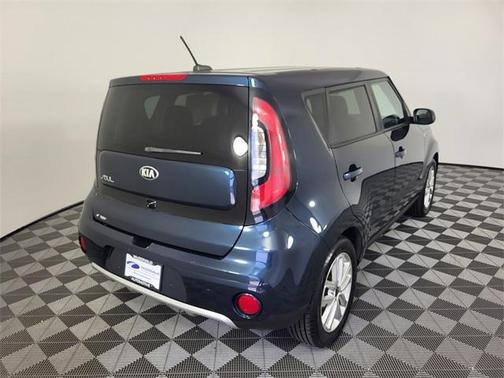 2017 Kia Soul +
