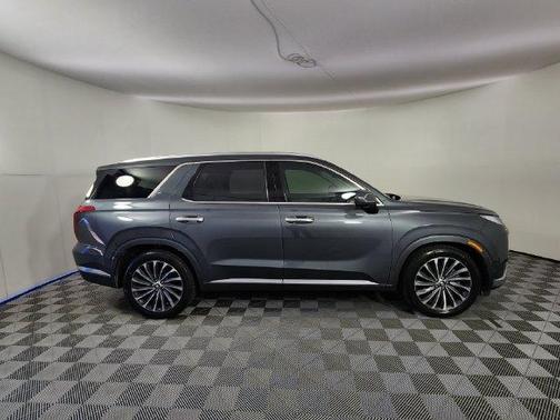 Steel / Graphite 2023 Hyundai PALISADE Calligraphy