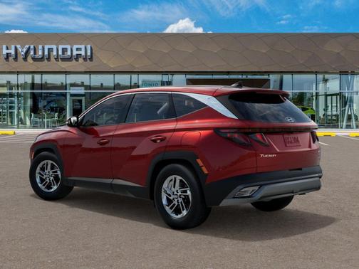 2025 Hyundai TUCSON SE