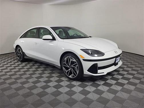 2025 Hyundai IONIQ 6 SEL