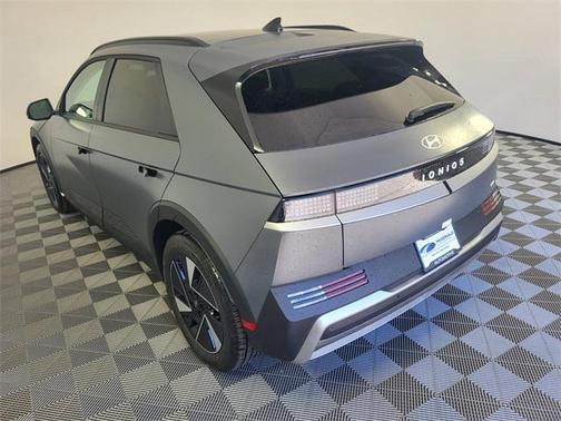 2025 Hyundai IONIQ 5 SEL