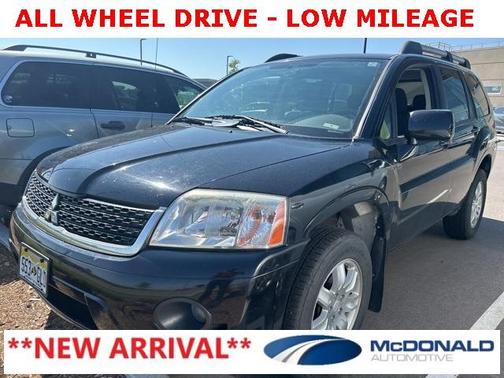 2011 Mitsubishi Endeavor LS