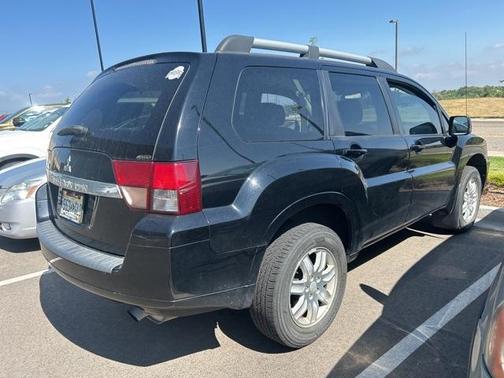 2011 Mitsubishi Endeavor LS