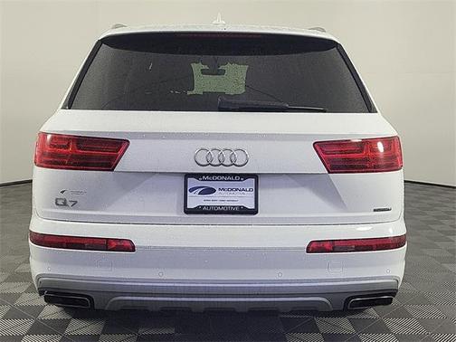 2019 Audi Q7 55 Premium Plus