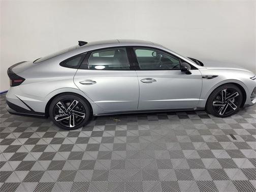 2025 Hyundai SONATA N Line
