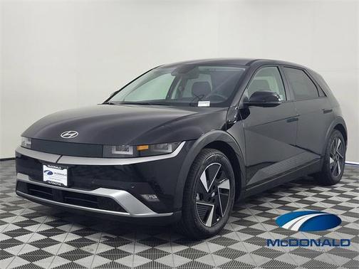 2025 Hyundai IONIQ 5 SE
