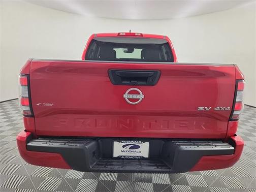 2024 Nissan Frontier SV