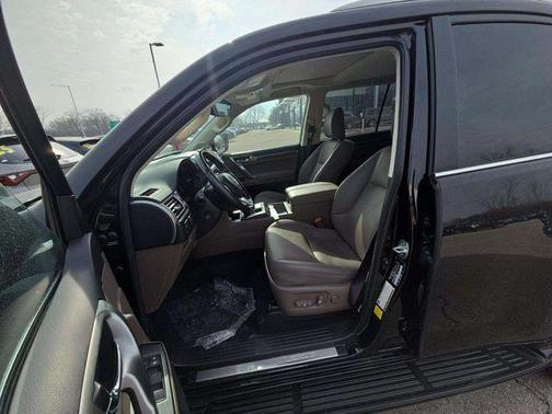 2023 Lexus GX 460 Base