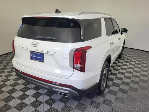2025 Hyundai PALISADE SEL Premium