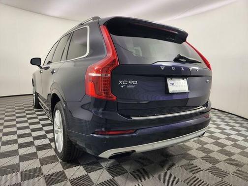 Magic Blue Metallic 2016 Volvo XC90 T6 Momentum