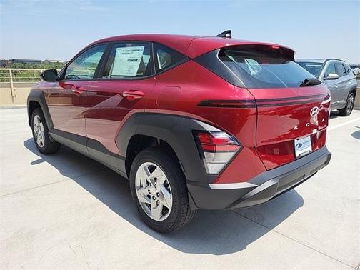 2024 Hyundai KONA SE