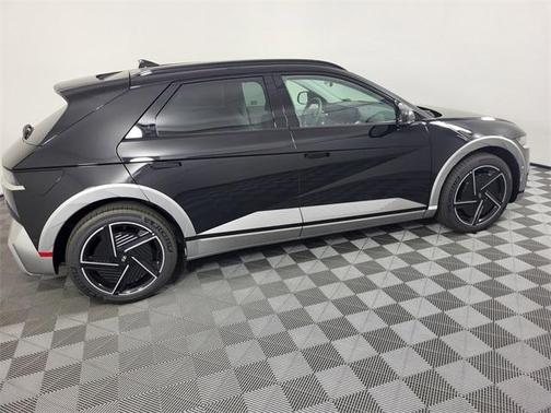 2025 Hyundai IONIQ 5 Limited