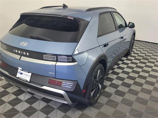 2025 Hyundai IONIQ 5 SE