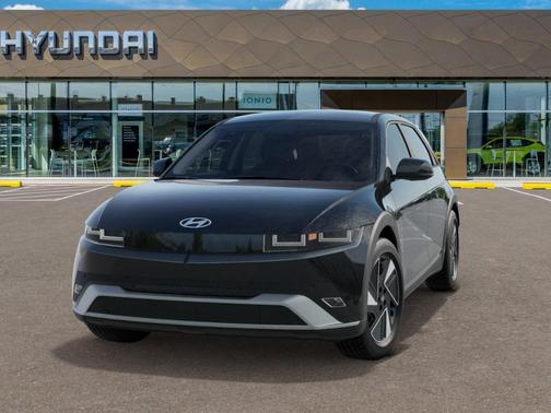 2025 Hyundai IONIQ 5 SE