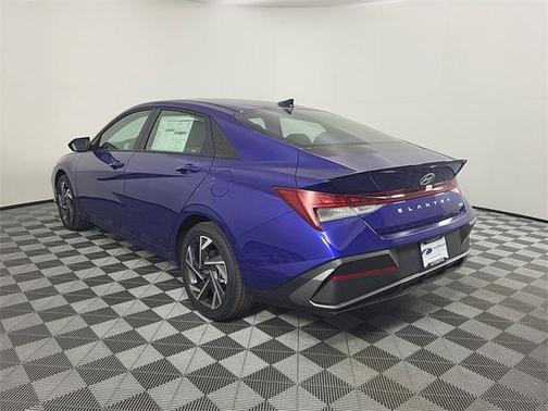 2025 Hyundai ELANTRA HEV SEL Sport