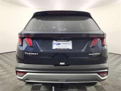 2026 Hyundai TUCSON Hybrid SEL