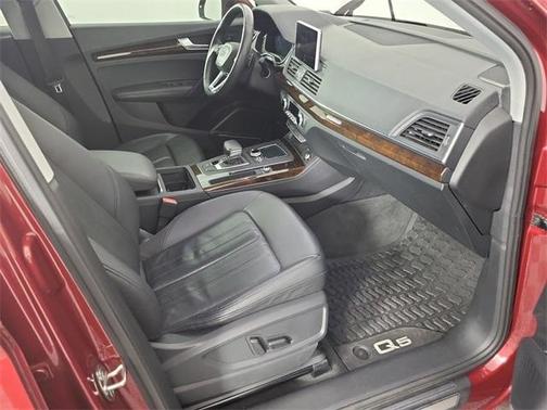 2019 Audi Q5 2.0T Premium Plus