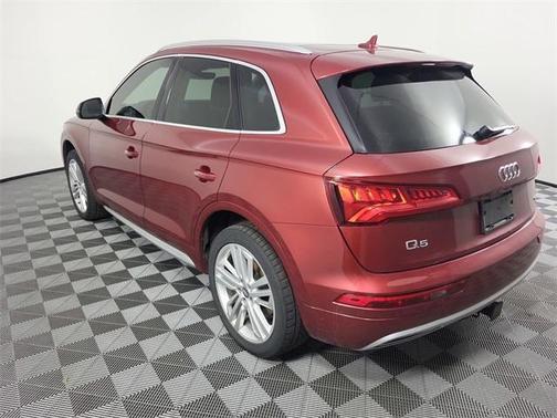 2019 Audi Q5 2.0T Premium Plus