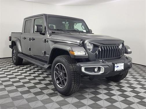 2022 Jeep Gladiator Overland