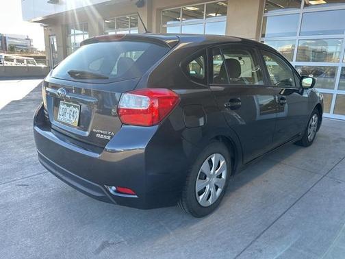 2016 Subaru Impreza 2.0i