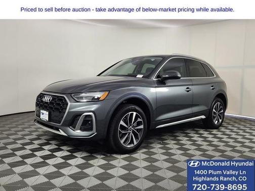 Daytona Gray Pearl Effect 2023 Audi Q5 45 S line quattro Premium