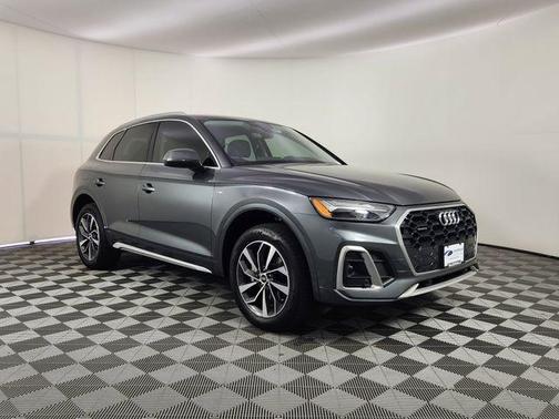 2023 Audi Q5 45 S line quattro Premium