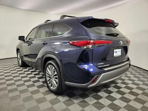 2020 Toyota Highlander Platinum