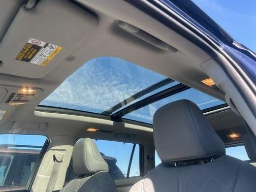 2020 Toyota Highlander Platinum