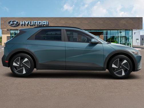 2025 Hyundai IONIQ 5 SEL