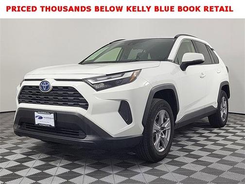2022 Toyota RAV4 Hybrid XLE