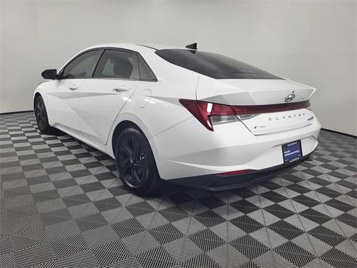 2023 Hyundai ELANTRA HEV Blue