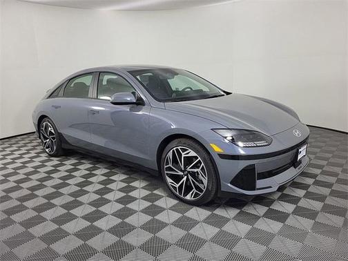 2025 Hyundai IONIQ 6 SEL