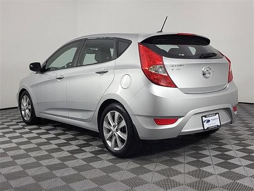 2013 Hyundai Accent SE