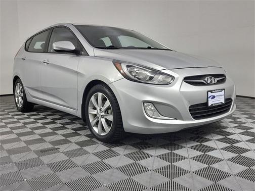 2013 Hyundai Accent SE
