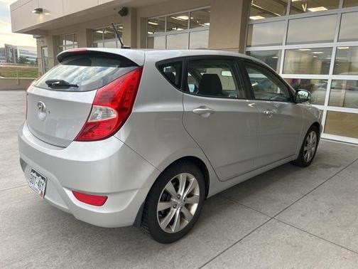2013 Hyundai Accent SE